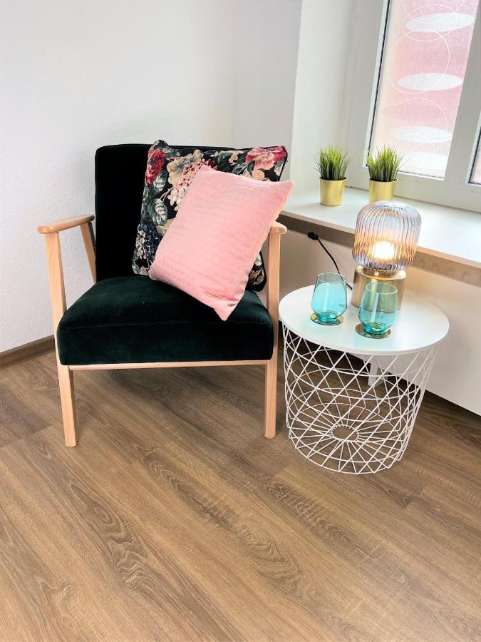 Zentrales Apartment Am Hafen Inklusive Netflix! Emden Zewnętrze zdjęcie